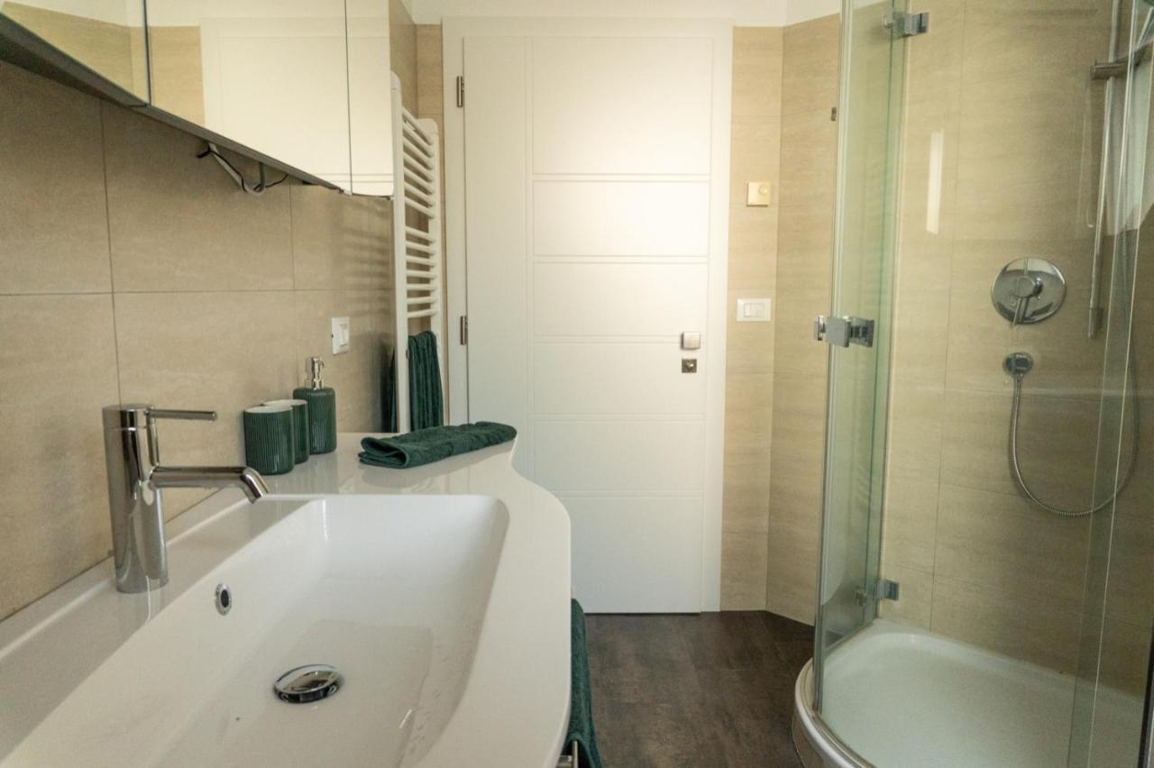 Ferienwohnung Mit Garage, Fahrradraum Und Sehr Grosser Sonnenverwoehnten Terrasse 라군도 외부 사진
